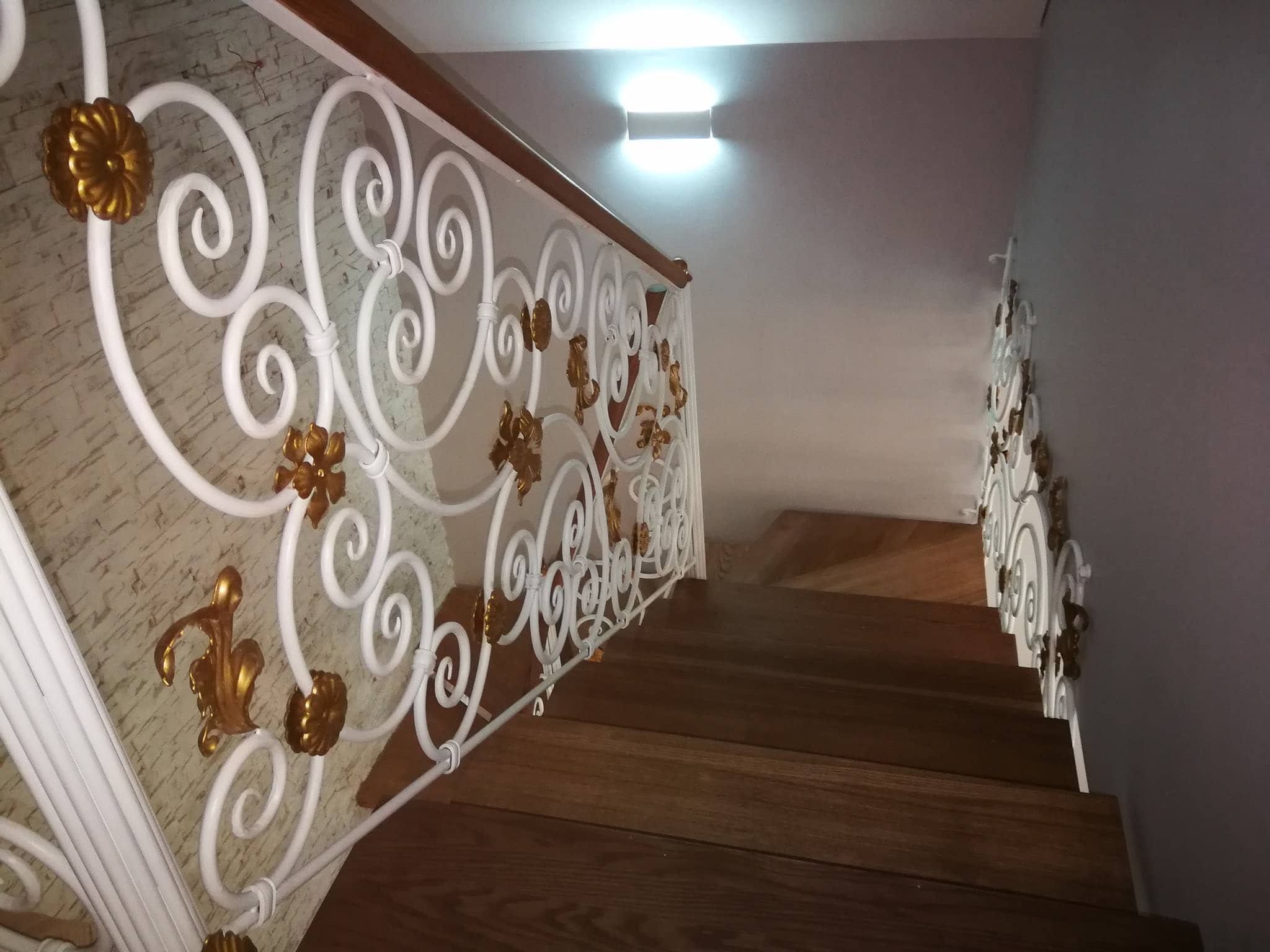 Laiptų turėklų pavyzdys